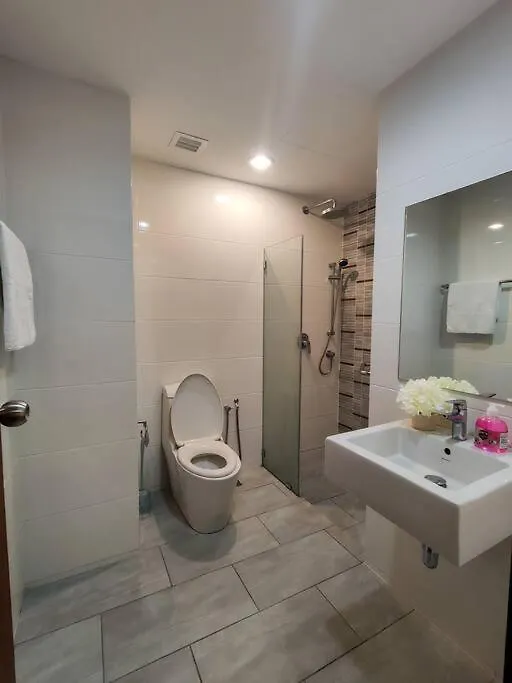 Apartment New! Spacious 3Br Luxury Stay At Sunrise Gurney Georgetown Malaysia